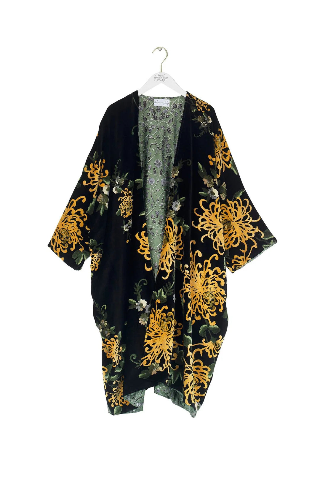 One Hundred Stars Velvet Grande Kimono Black Chrysanthemum