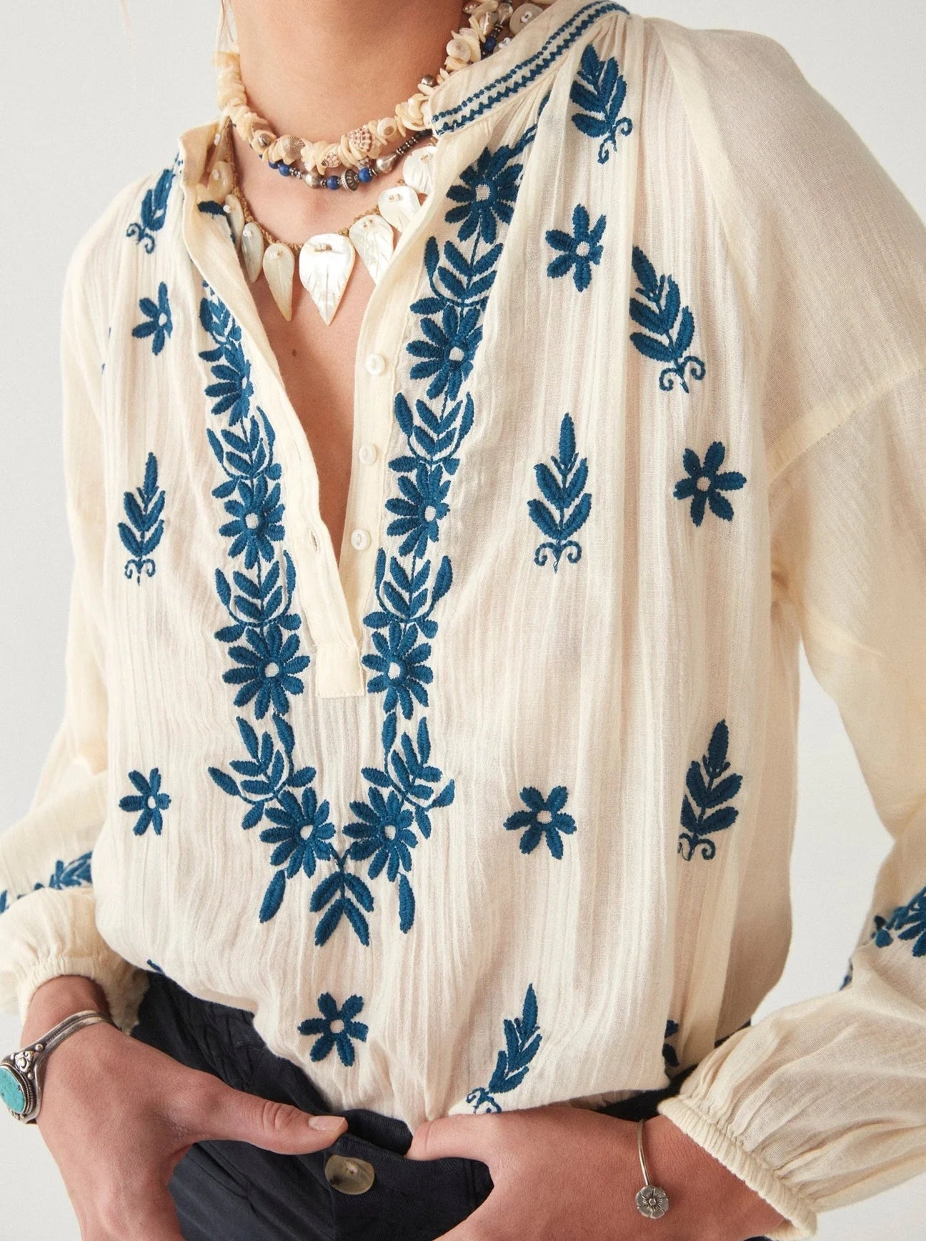 Maison Hotel Lina Blouse Caribe Blue